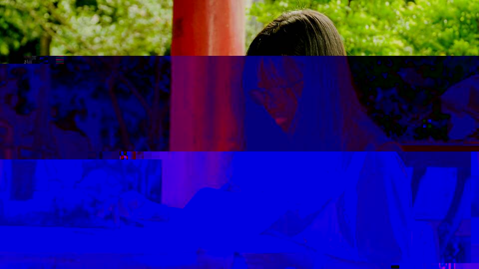 圖為考取英國南威爾士大學研究生的包珮先同學