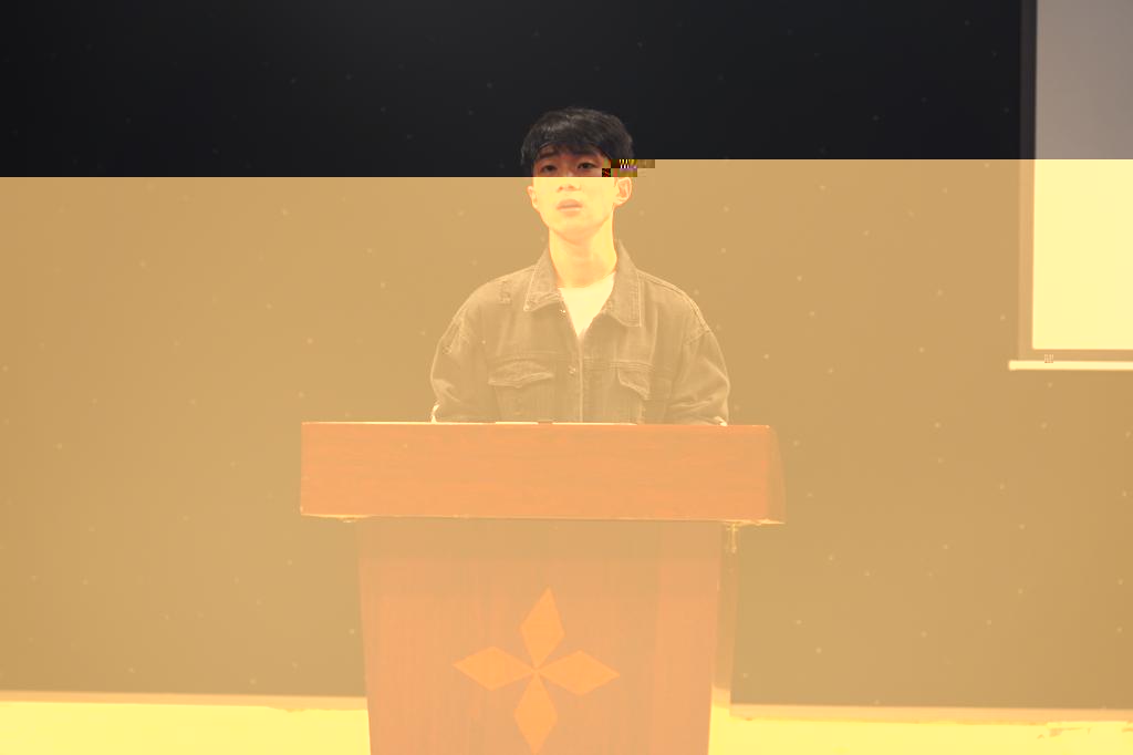 記者團團長秦國順發言