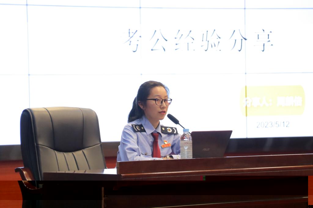 圖為周麟倍在分享